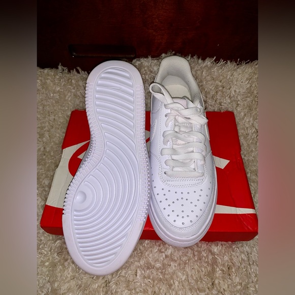 Nike Women's Court Vision Alta Leather Platform Casual Sneakers (6.5; White) - Picture 11 of 11